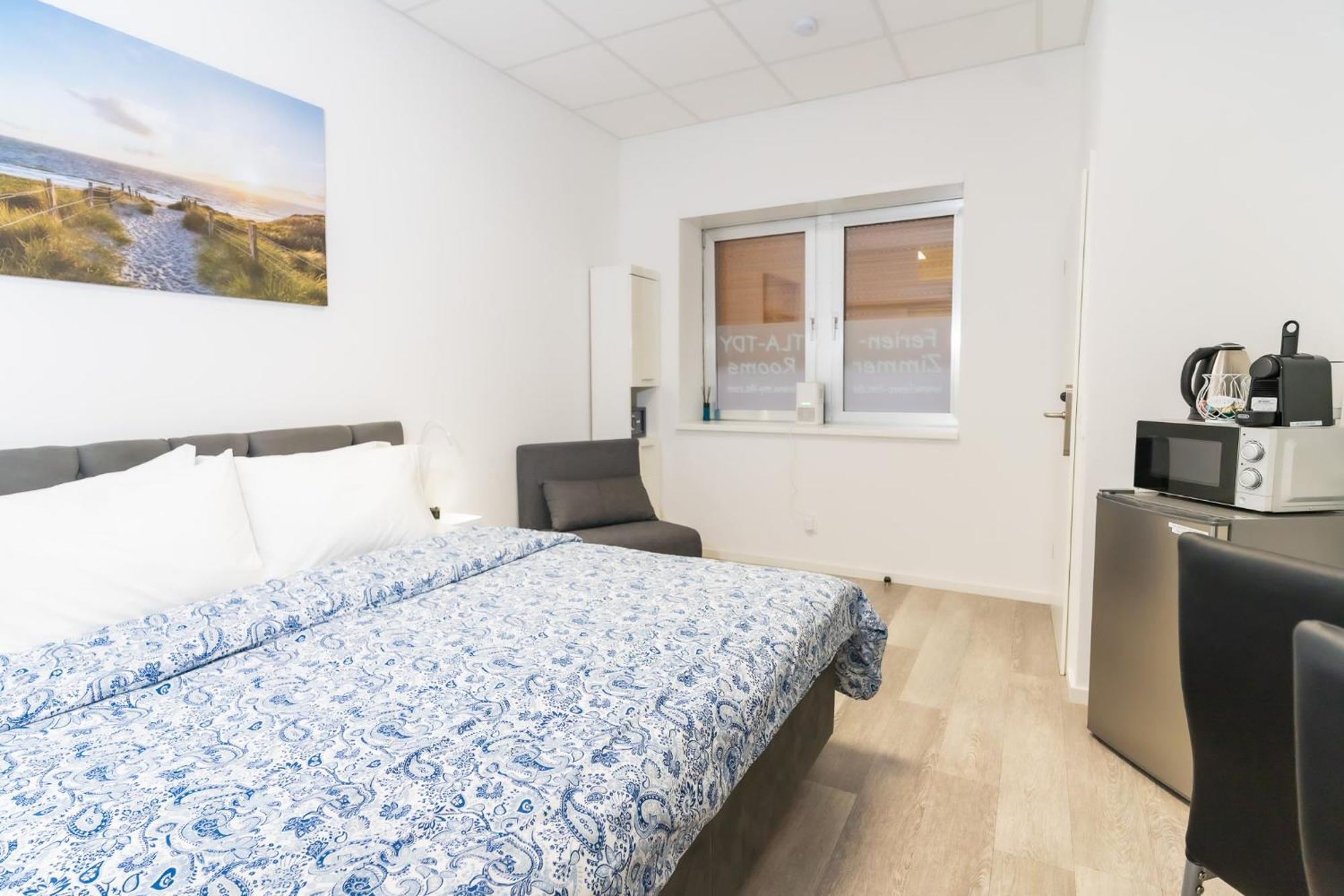 Private Room #1 With King Size, Ground Floor, Ac, Only 2Min To Rab Ramstein-Miesenbach Exterior photo